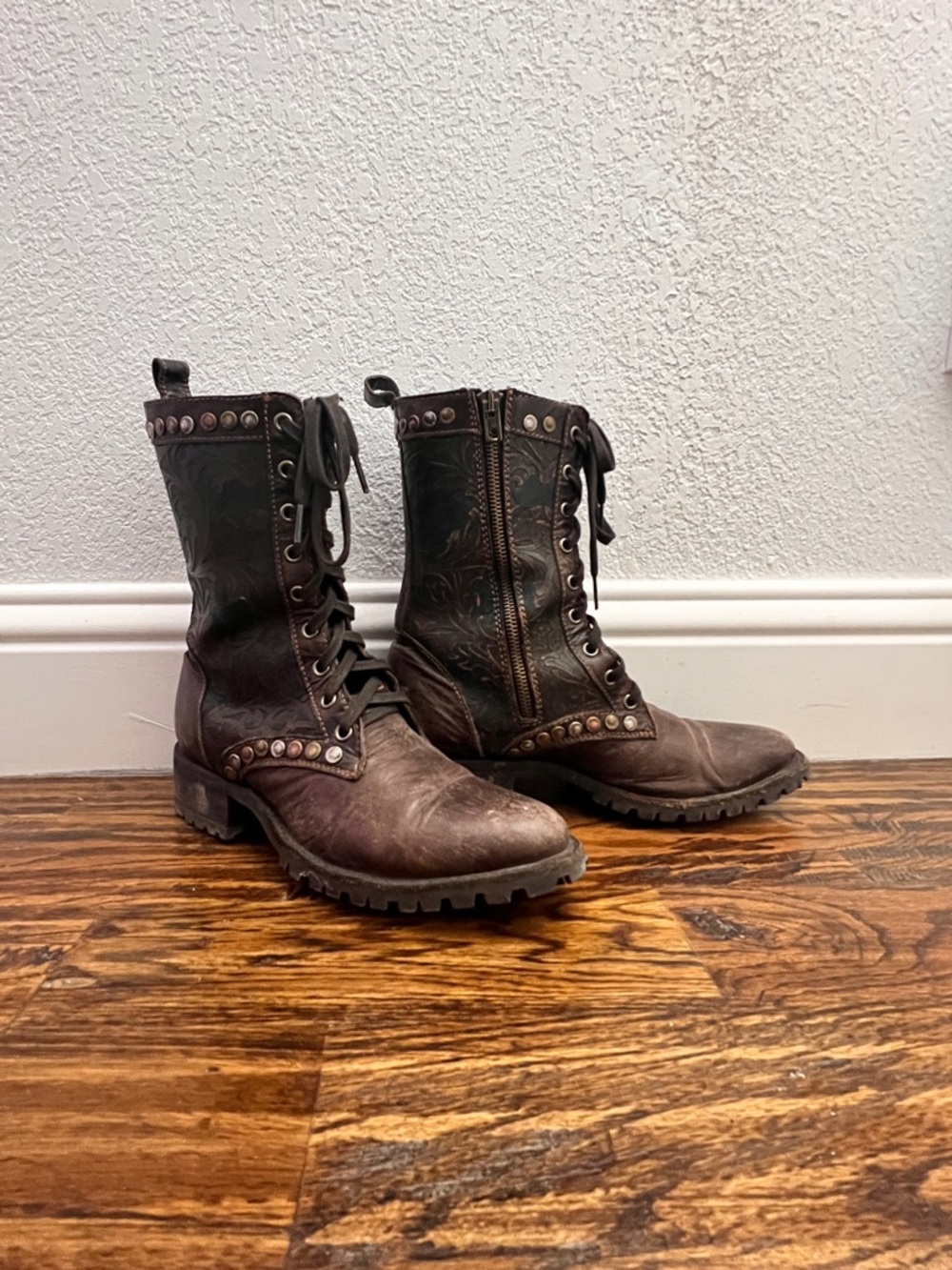 Old Gringo Roxton BL3682-3 Brown Studded Lace-Up Combat Boots